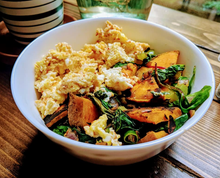 Load image into Gallery viewer, Breakfast Scramble with veggies featuring SpiceFix Cumin Powder