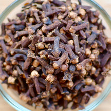 Load image into Gallery viewer, closer look at SpiceFix whole cloves