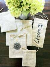 Load image into Gallery viewer, SpiceFix gift jute bags displayed in different sizes. printed and plain
